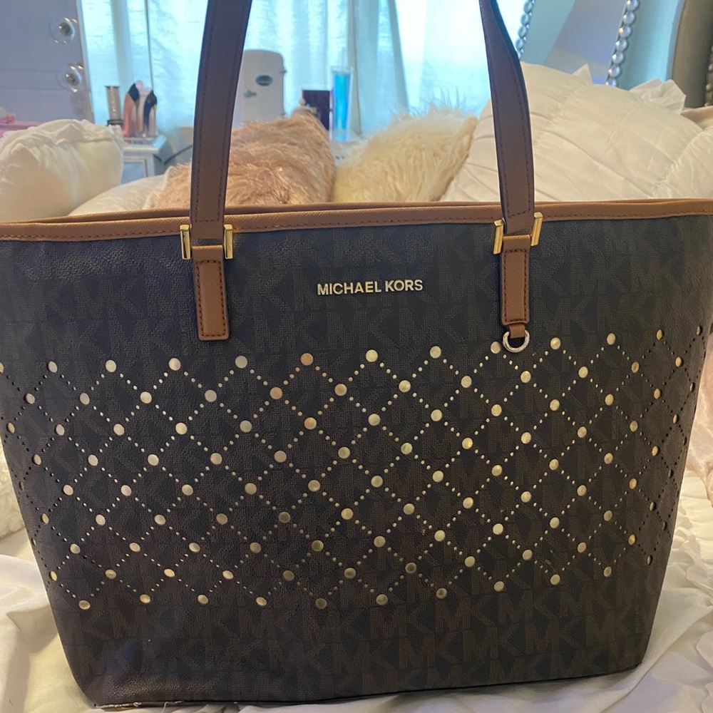 Michael Kors Purse - Picture 2 of 5